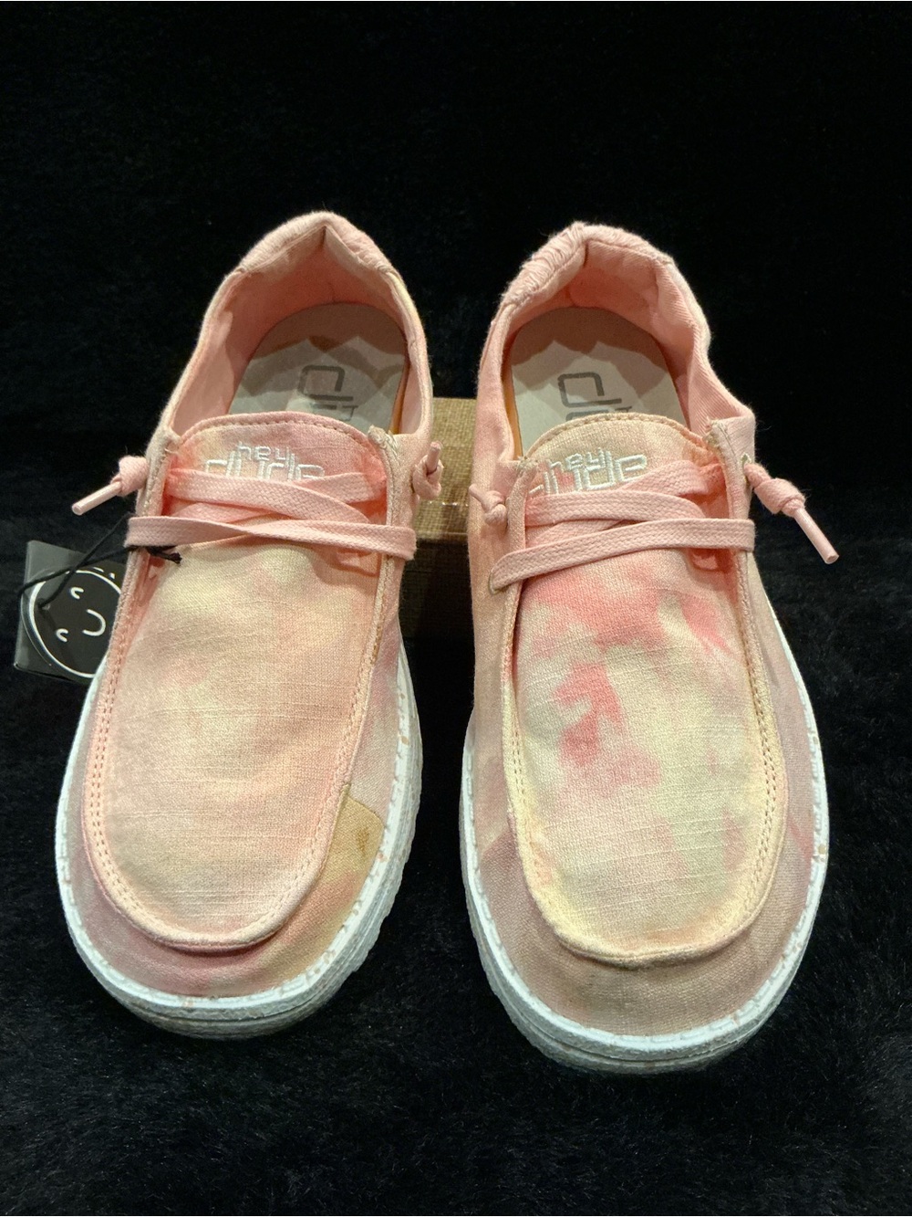 Hey Dude Wendy Tie Dye Lemon Ombré Slip Ons Women’s 7